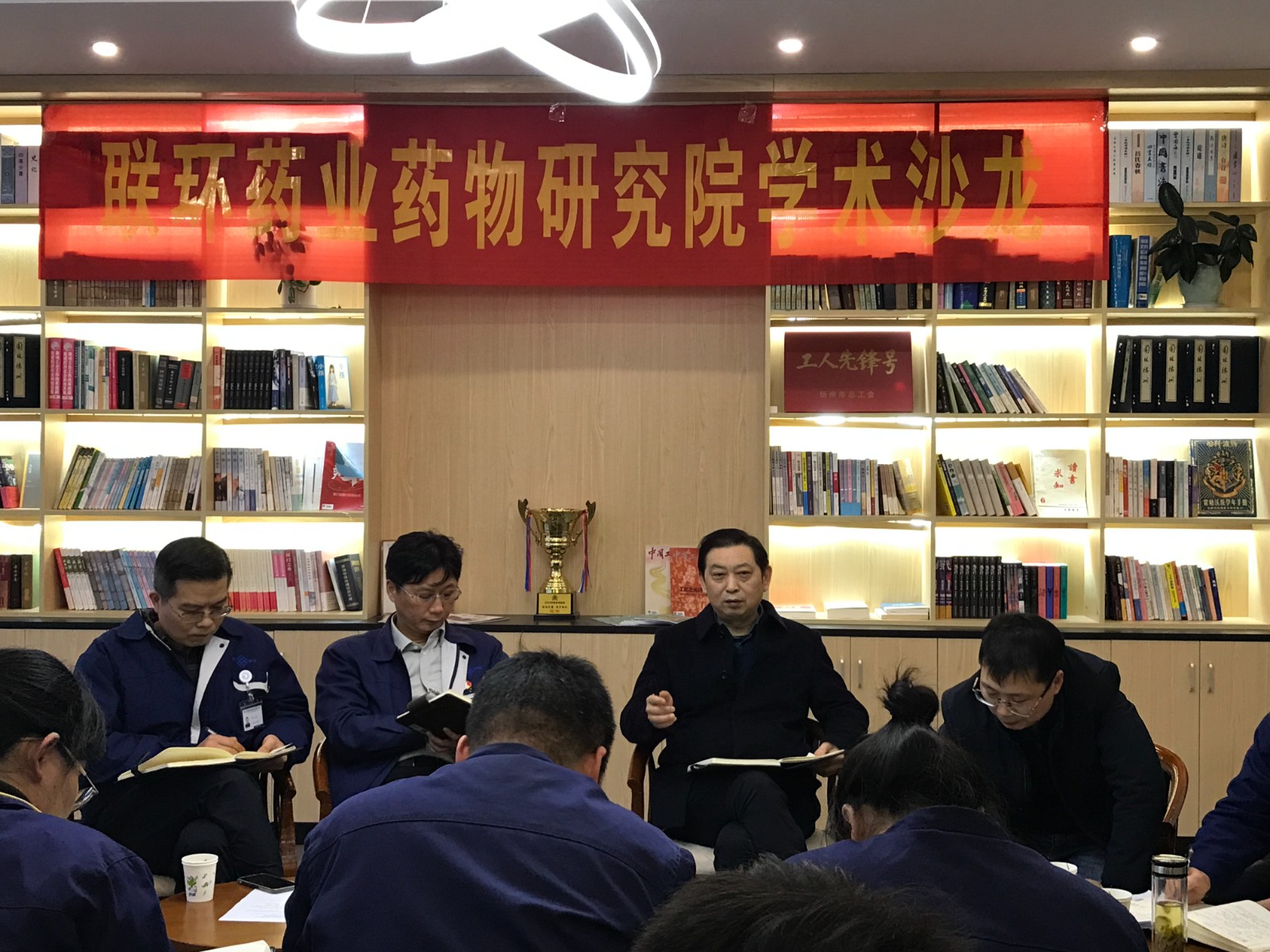 图片3.jpg 图片3.jpg